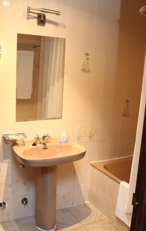Hotel Puerta Nazarí Orgiva Habitación foto